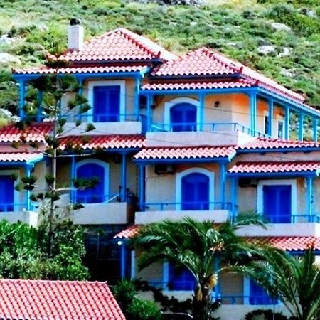 Corina Apartments 锡蒂亚 外观 照片